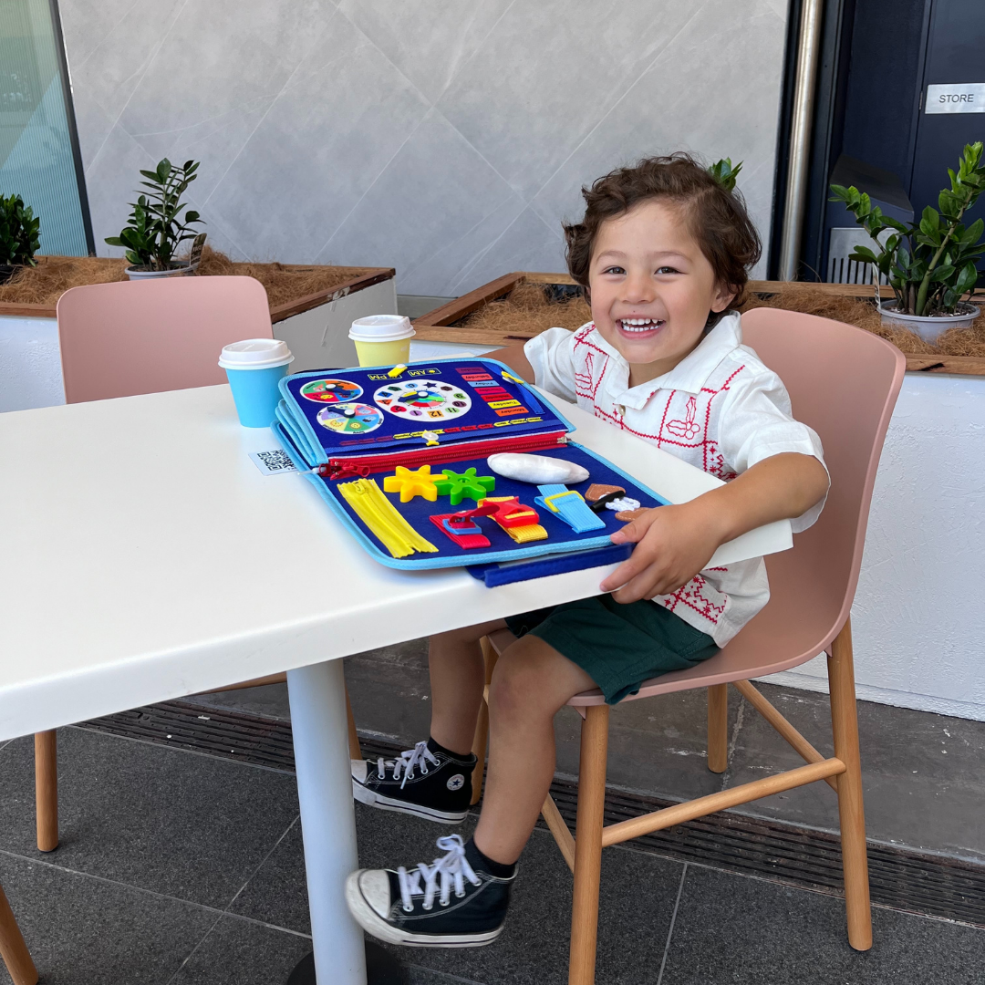 Kiddla™ Tablero de actividades Montessori
