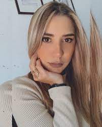 Laura G.